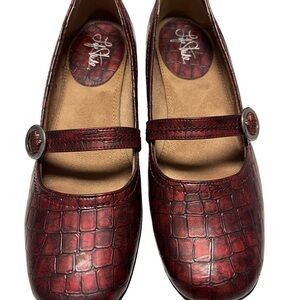 Life Stride Denise Mary Jane Red Croc-Embossed Shoes Silver Buckle Sz 9M
